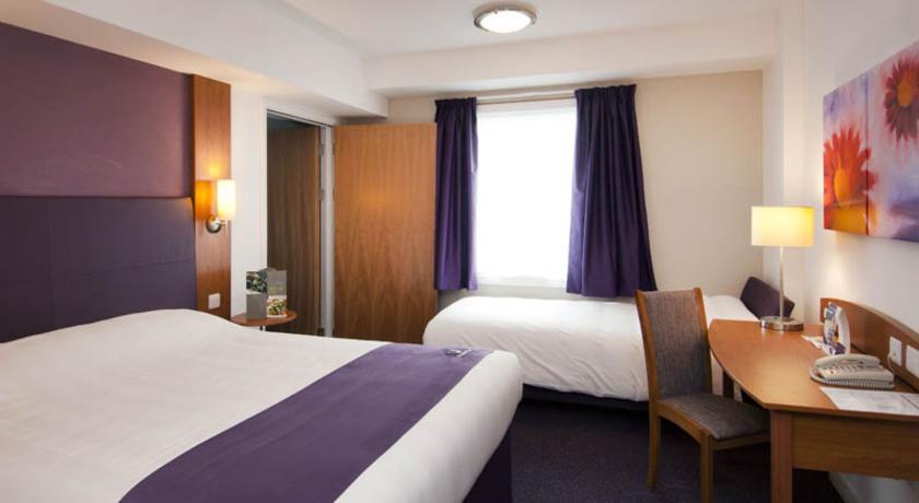Premier Inn Glasgow East Kilbride - Peel Park ห้อง รูปภาพ